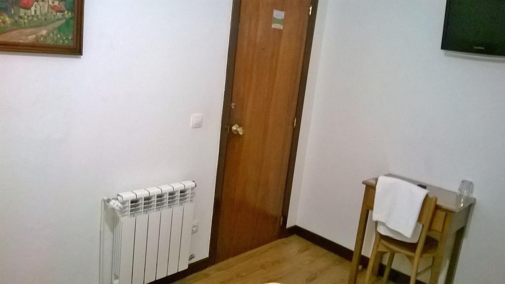Hostal El Cairo Ferrol Zewnętrze zdjęcie
