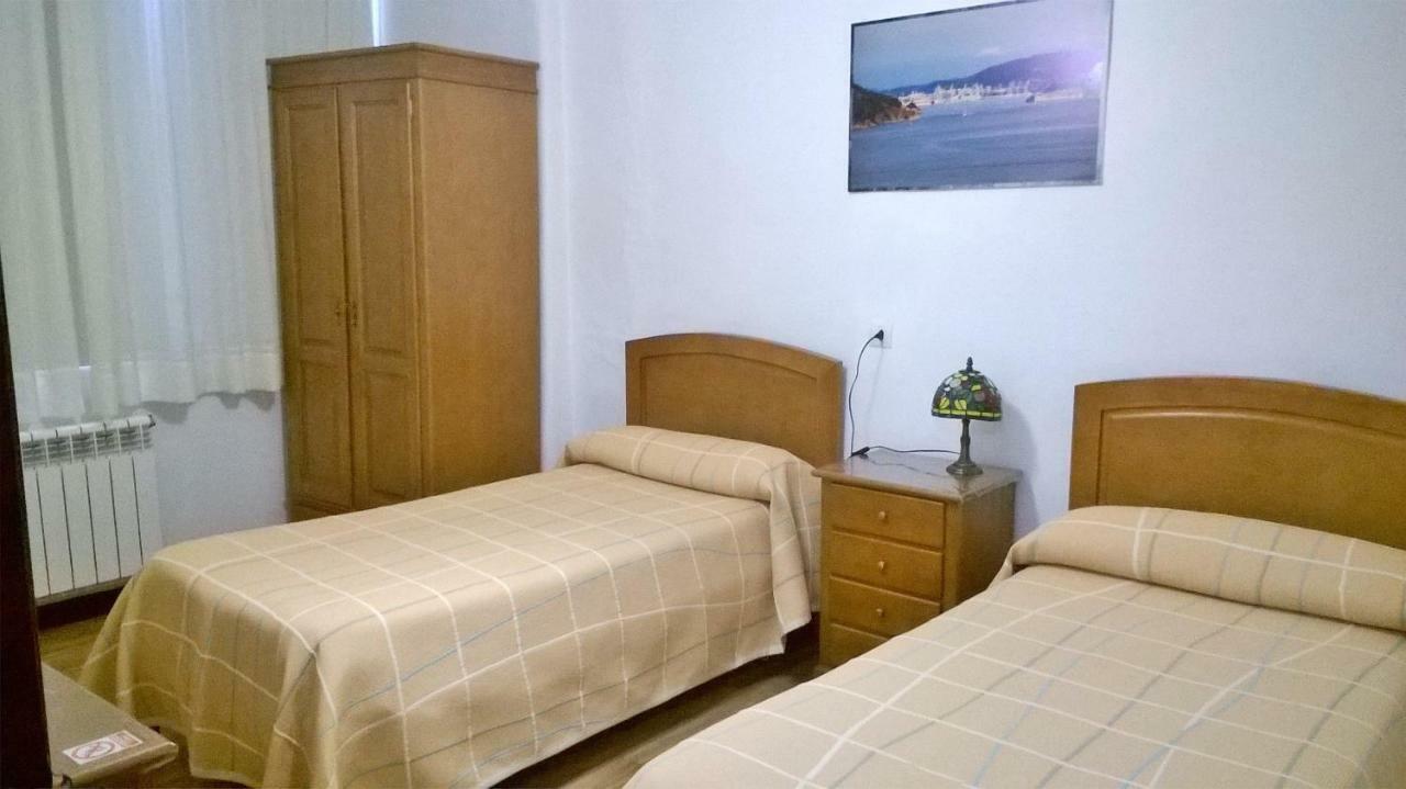 Hostal El Cairo Ferrol Zewnętrze zdjęcie
