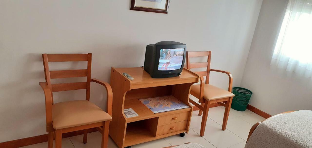 Hostal El Cairo Ferrol Zewnętrze zdjęcie