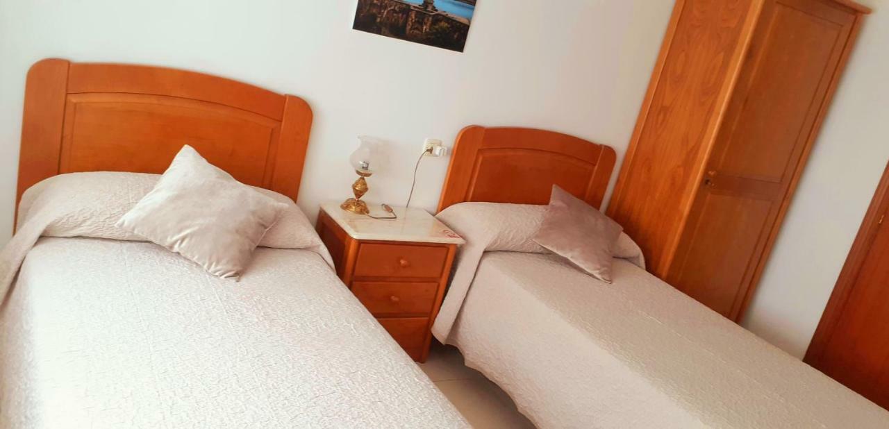 Hostal El Cairo Ferrol Zewnętrze zdjęcie